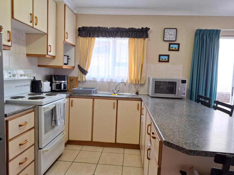 To Let 3 Bedroom Property for Rent in Fairview Golf Estate Western Cape